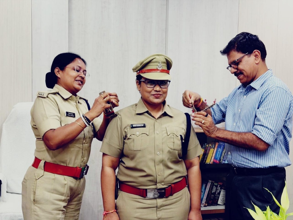 नीमच: यातायात प्रभारी सूबेदार सोनू बडग़ुर्जर बनीं रक्षित निरीक्षक (RI), एसपी ने लगाए 3 सितारे