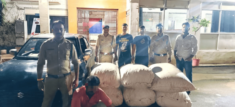 सीतामऊ पुलिस की बड़ी कार्रवाई: थाना प्रभारी कमलेश प्रजापति के नेतृत्व में 194 किलो डोडाचूरा सहित तस्कर गिरफ्तार, कार जब्त