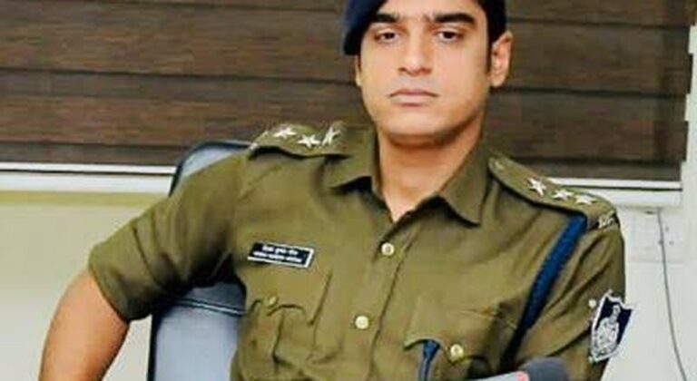 मंदसौर पुलिस में बंपर प्रमोशन: 147 आरक्षक बने प्रधान आरक्षक, SP विनोद कुमार मीना ने जारी किए आदेश, देखें पूरी सूची